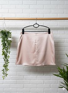 New pink satin skirt