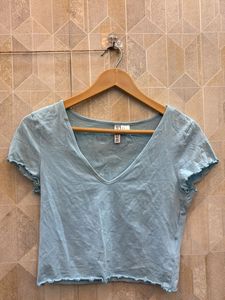 Cute Light Blue V-Neck Cropped Top