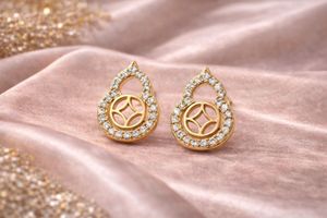 Elegant Gold &amp; Diamond Drop Earrings