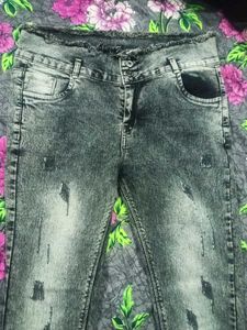 Stylish Washed Denim Jeans