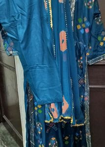 Beautiful Nyra / Naira Cut Suit Set