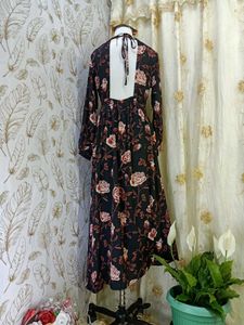 🖤🌼Floral Print Midi Dress🌼🖤