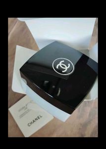 Chanel Hydra Beauty Creme (on  offer price ) full