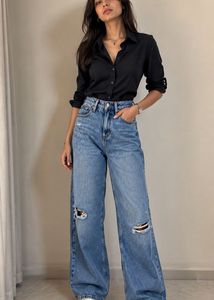 Distressed Wide Leg Jeans