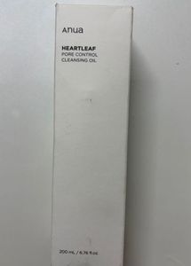 Anua Heartleaf Pore Control Cleansing Oil