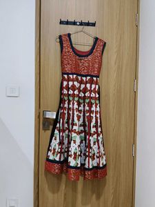 Beautiful ethnic anarkali kurta.. for women