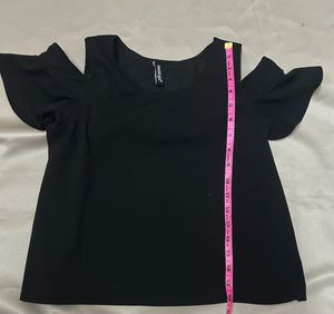 Stylish Black Cold Shoulder Top