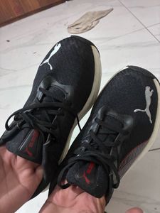 Puma Black Sports Shoes / Sneakers for Men