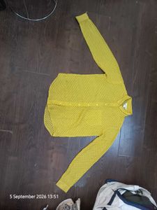 Chic Yellow Polka Dot Long Sleeve Top