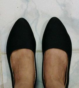 Classic Black Ballet Flats
