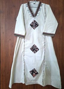 Unused mirror work kurta set