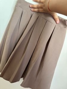 Cute Pleated Mini Skirt with short