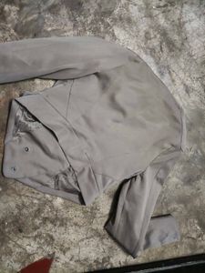 Stylish Beige Cropped Jacket