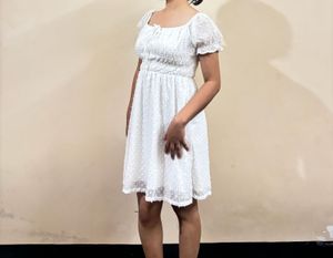 Chic White Puff Sleeve Mini Dress