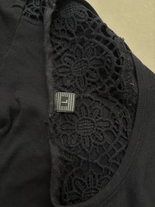 Chic Black Lace Back T-Shirt