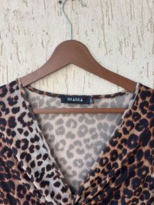 Leopard Print Twist Front Bodysuit