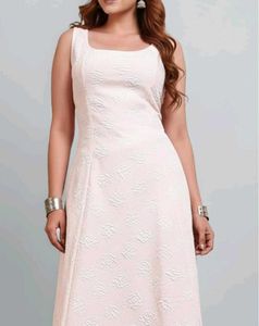 Elegant Pink Textured Midi Dress