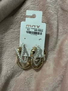 Stylish Pearl Hoop Earrings Set