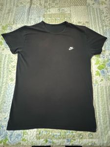 Nike Black T-Shirt