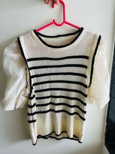 Chic Striped Knit Top with Puff Sleeves