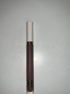 MyGlamm lipstick