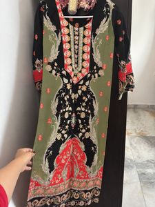 Elegant Printed pakistani Suit