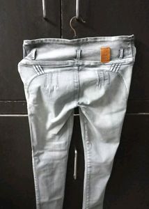 A High Waisted Denim Jeans