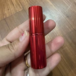 charlotte tilbury revolution matte red lipstick