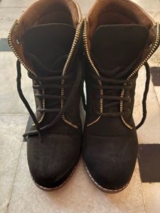 Black Boots For Women/ Girls