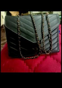 Chic Black Crossbody Bag