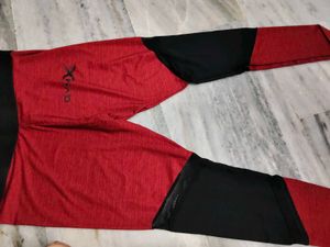 Red &amp; Black Athletic Leggings