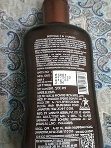 Galway Men BodyWash-activated charcoal