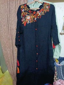 black Embroidered Kurta