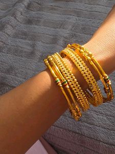 5 pcs Set of Elegant Gold Bangles