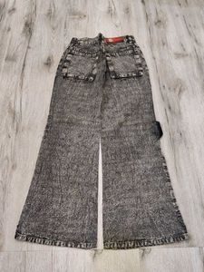 Ma2460 Sabrin bootcut jeans waist 20 inches