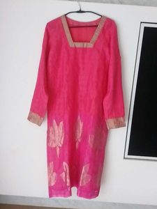 Vibrant Pink Kurta with Floral Print