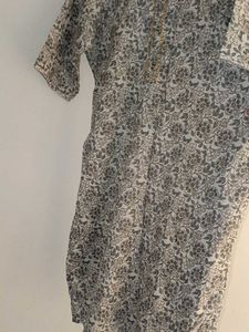 White Kurti
