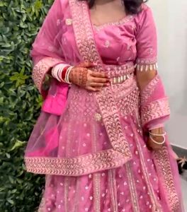Stunning princess Embroidered Lehenga 💝
