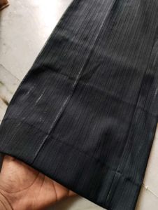 Chic Wide-Leg Black Striped Pants