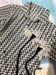 Stylish Black &amp; White Checkered Top
