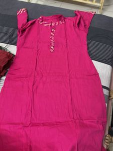 Elegant Pink Kurta with Embellished Neckline