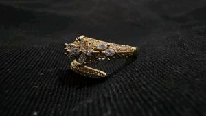 Sparkling Gold Tone Ring