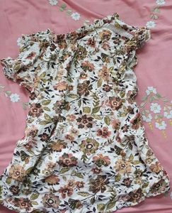 Floral Print V-Neck Top