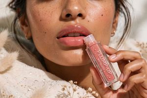 Plump-Up Wet Gloss