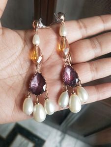 Everstylish Crystal Earrings