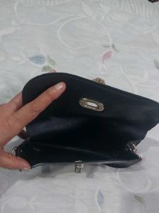 Chic Croc Embossed Crossbody Sling Chain Bag