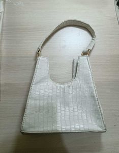 Hand bag