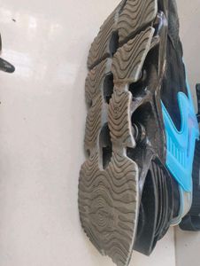 Stylish Athletic energy rebound sneakers