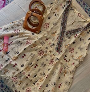 Boho-inspired Cream Kurta with Tribal Print