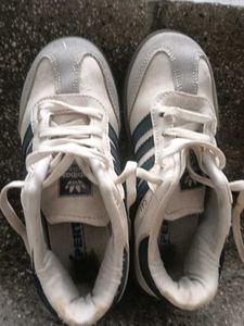 Adidas Casual Sneakers
